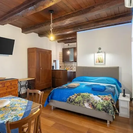 Apartment Love House Center *
